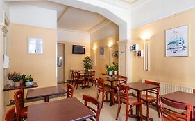 Hotel Saint Maurice